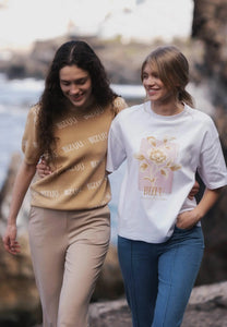 Kremowy T-shirt oversize z grafiką VIORA
