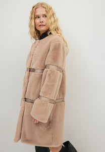 Herbatnikowe futro oversize SORRENTO